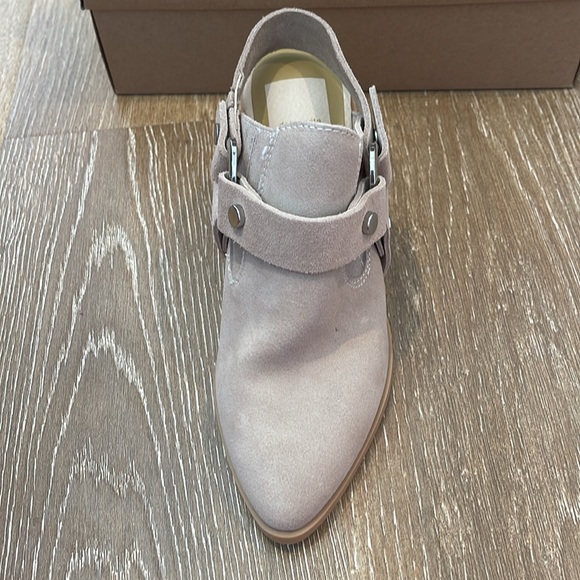 Dolce Vita Suede Mules, Size 7 - never worn - Picture 3 of 7